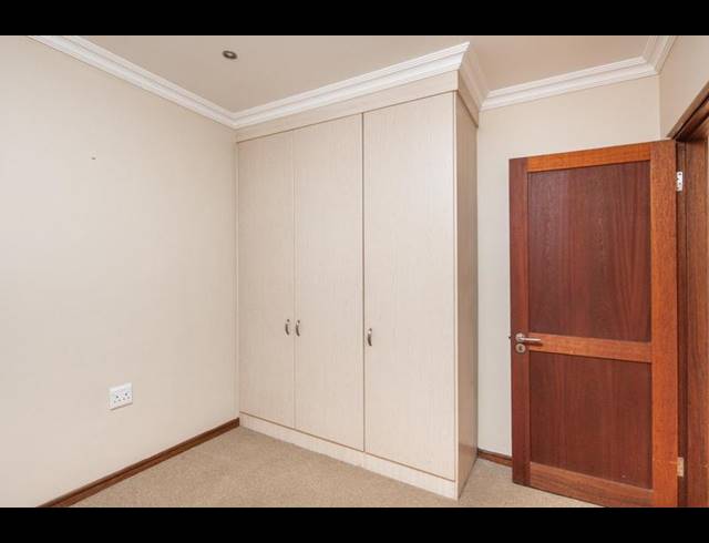 2 BEDROOM PROPERTY TO RENT IN NEWLANDS